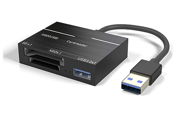 USB 3.0 XQD and SD Card Reader 600x400